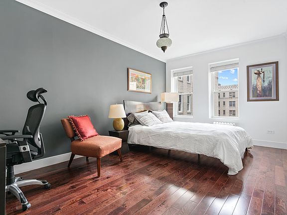 4th image of 811 Walton Ave APT D26