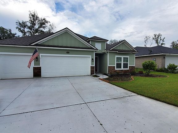 2nd image of 3220 Cypress Walk Pl