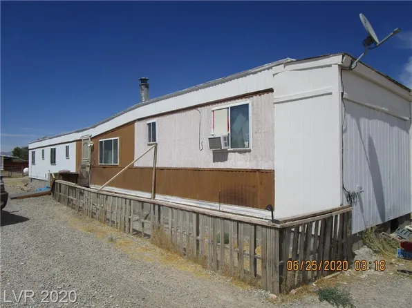 1711 Royal Ln, Pahrump, NV 89060
