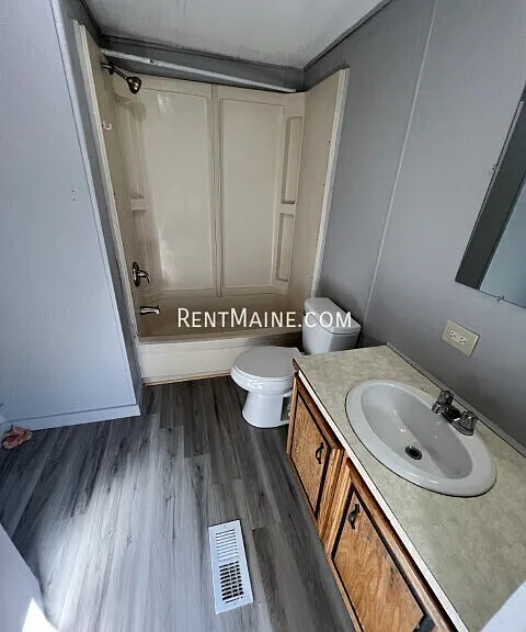 681 Main Rd N #11 — Photo 12