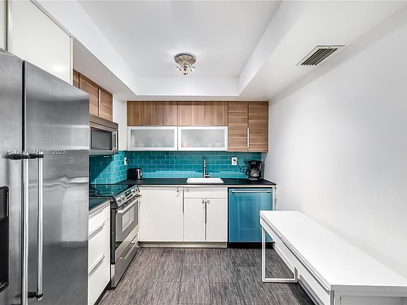 3rd image of 2655 Collins Ave APT 703