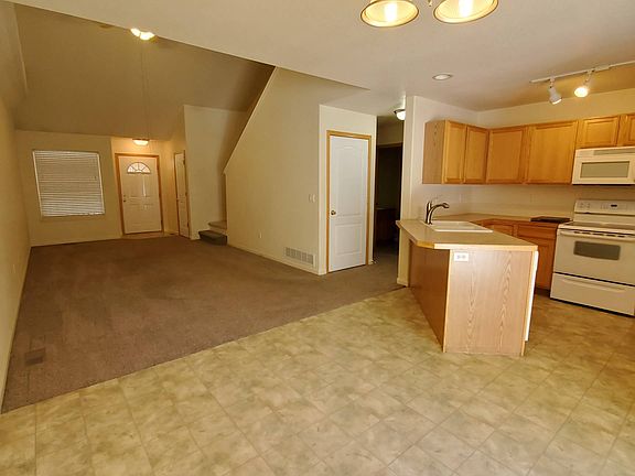 4th image of 3323 Barbera St