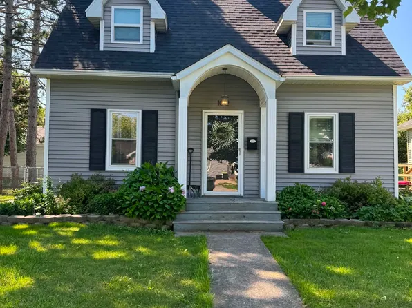 1012 John St, Sault Sainte Marie, MI 49783