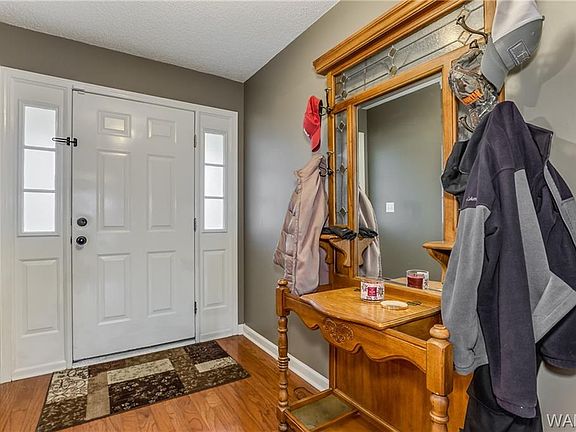 3rd image of 10411 Sunnyland Dr