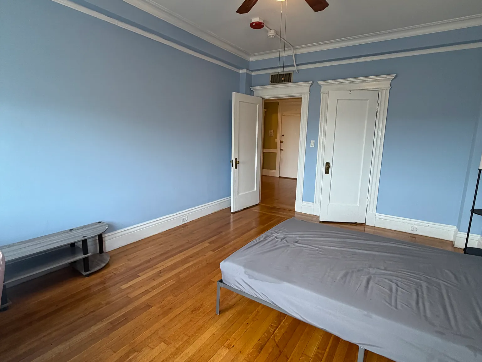 1 bed, $2,900 — Photo 1