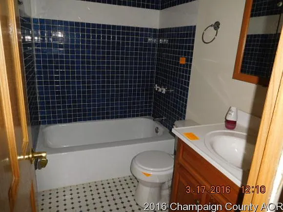 2712 High Ct — Photo 11