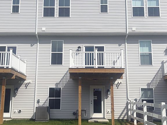 3rd image of 366 Mingo Way