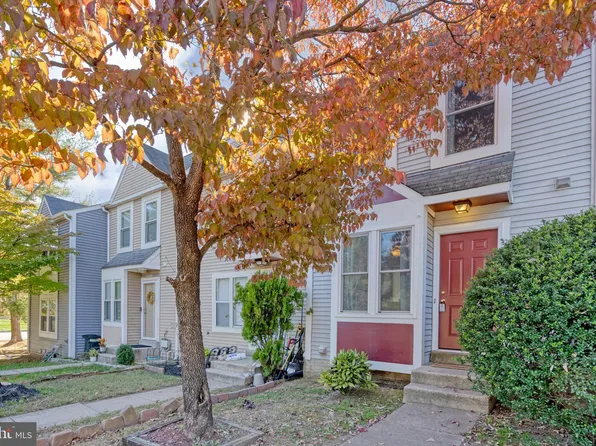 15392 Gatehouse Ter, Woodbridge, VA 22191