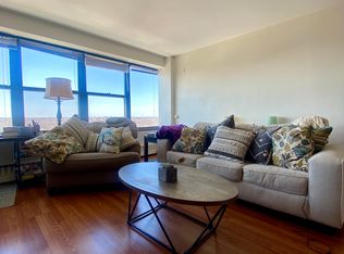 6030 N Sheridan Rd APT 1705, Chicago, IL 60660