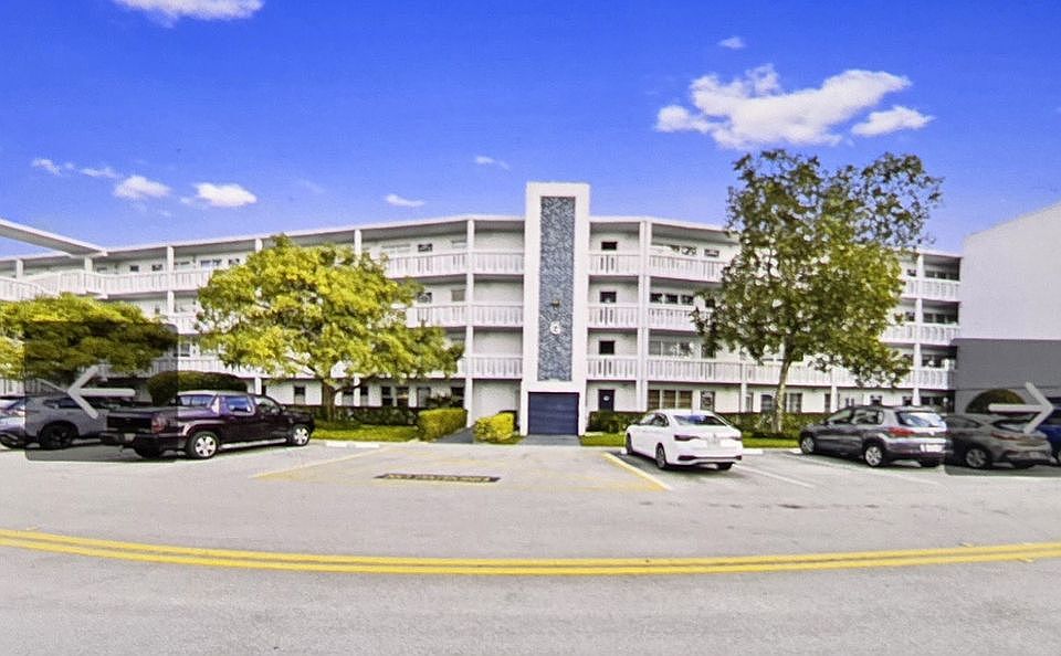 1st image of 1002 Newport Dr #G