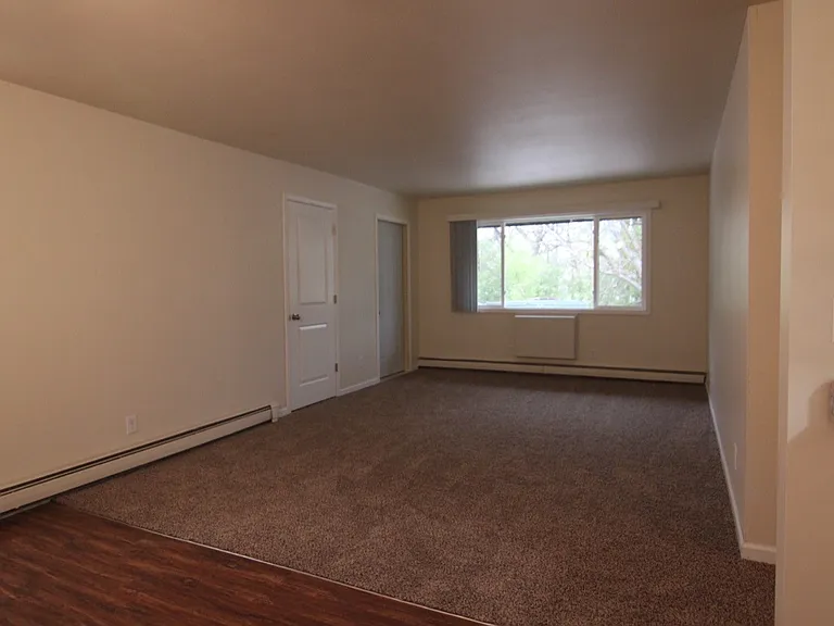 Forest Place Apartments — Photo 23