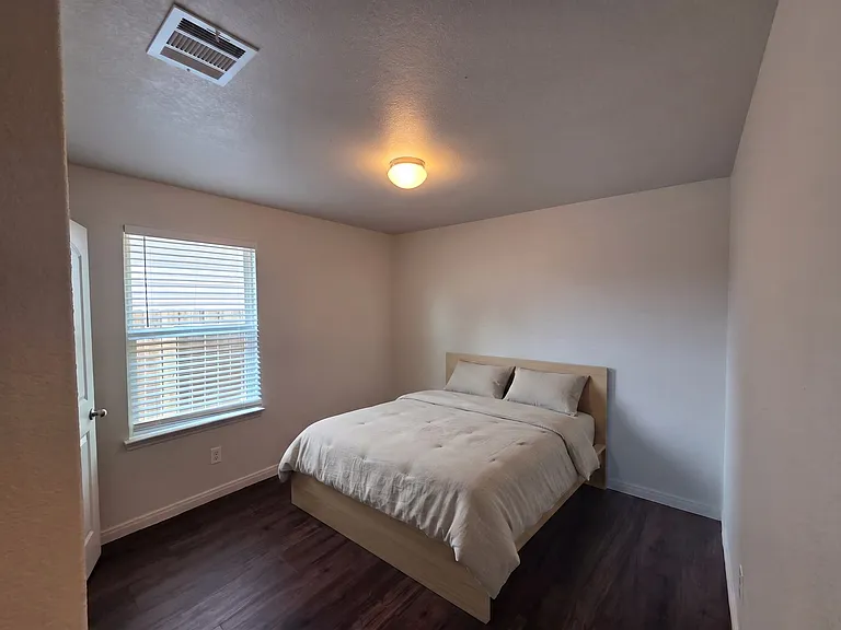 6731 Rosenthal Pass — Photo 7