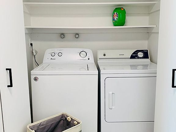 4th image of 412 N Oakhurst Dr #302FS