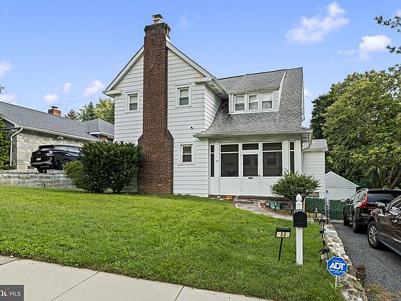 2nd image of 33 Rosedale Rd