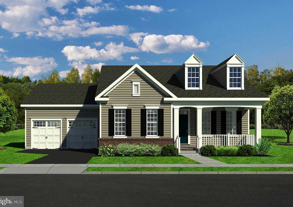1st image of 03 Bradley Cir