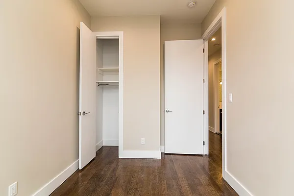 Rented by Nooklyn NYC LLC | media 22