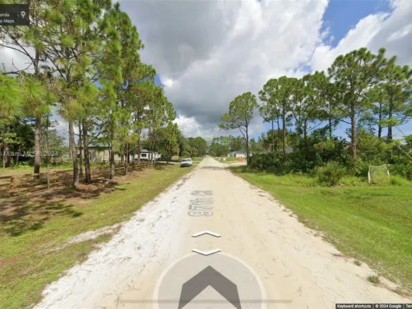 8166 97th Ct, Vero Beach, FL 32967