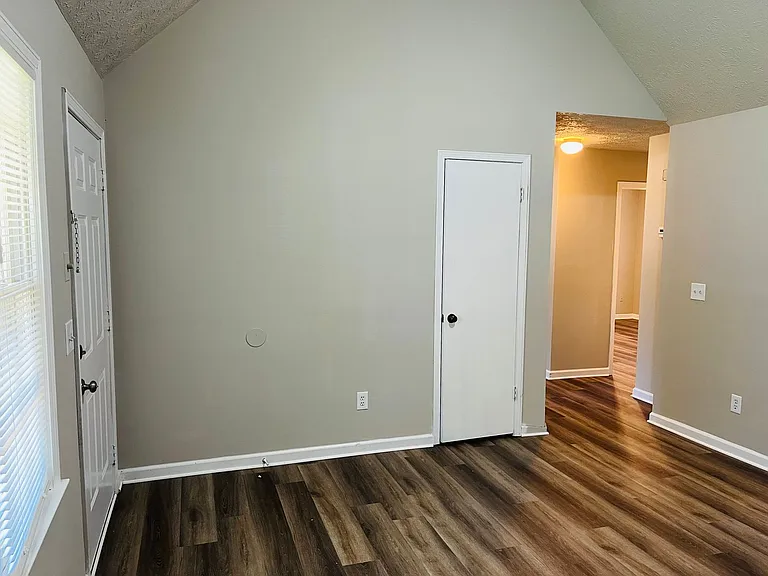 10 Fredda Lane — Photo 4