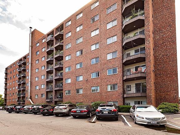 2nd image of 230 Willard St Unit 703