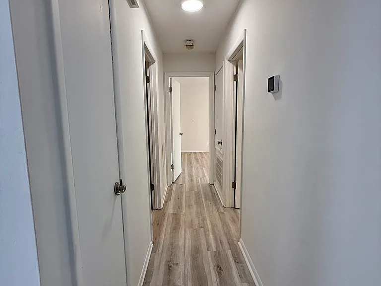 1882 Tryon Dr #4 — Photo 8