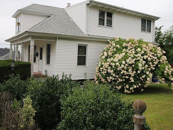 4th image of 130 Leo Ave