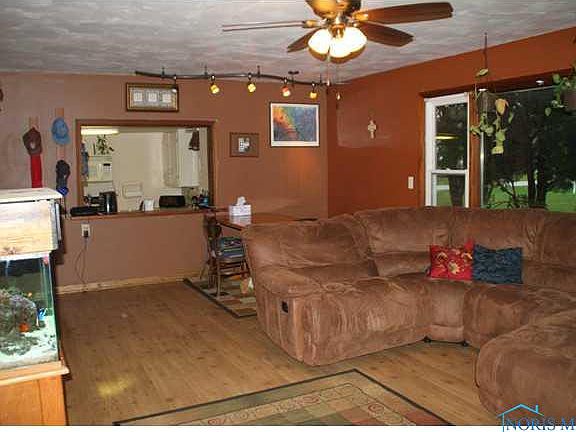 2nd image of 311 N 2nd St