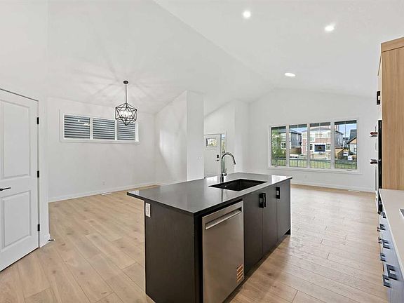 4th image of 116 NW Mitchell Walk NW