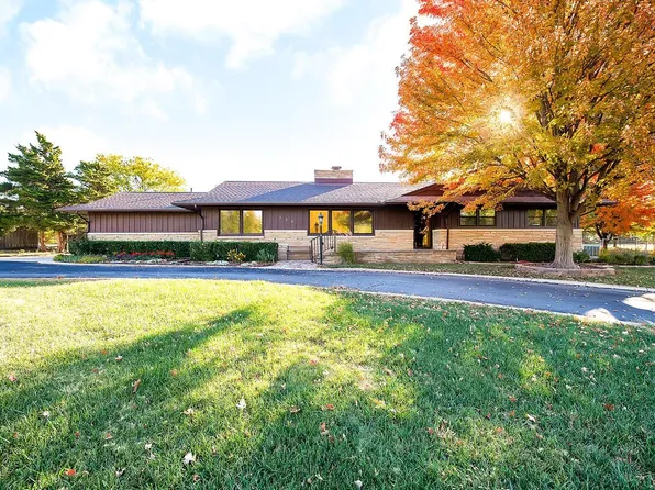300 S Hillsdale Dr, Wichita, KS 67230