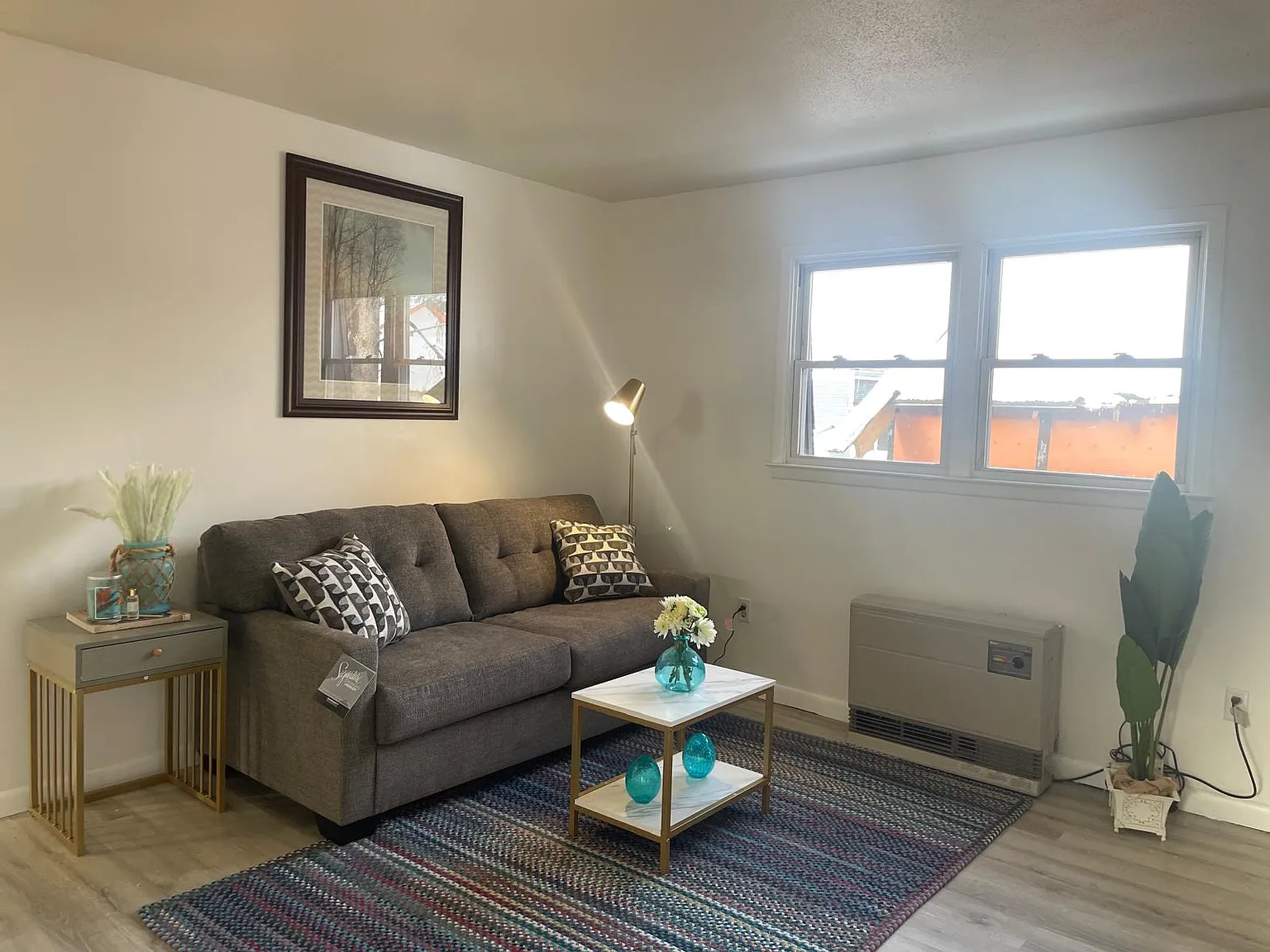 2 bed, 850 sqft, $2,600 — Photo 2