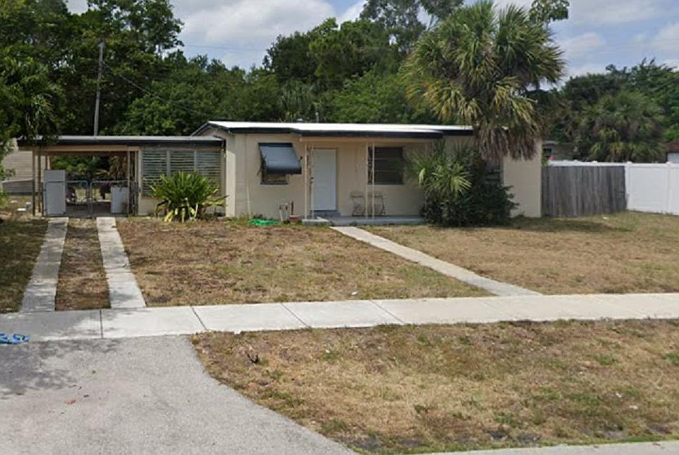 1st image of 4865 NE 15th Ave