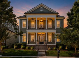 22 Treywood Ln, Chapel Hill, NC 27516