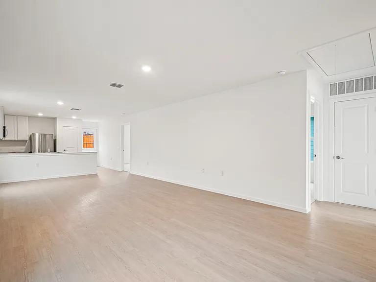 3911 Bates Pl — Photo 8