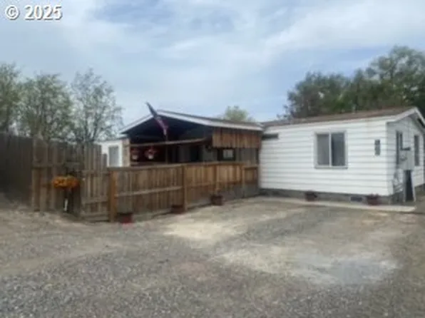 190 W Ball Ave, Stanfield, OR 97875