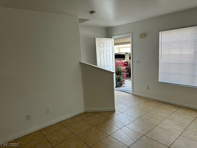 1st image of 2219 Sleepy Ct