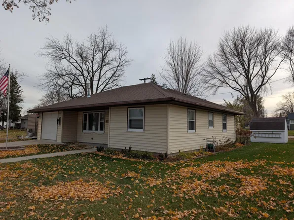 205 W 3rd St, Minneota, MN 56264