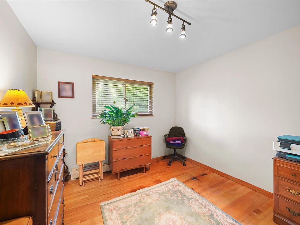 45145 Jeanette Ave, photo 10