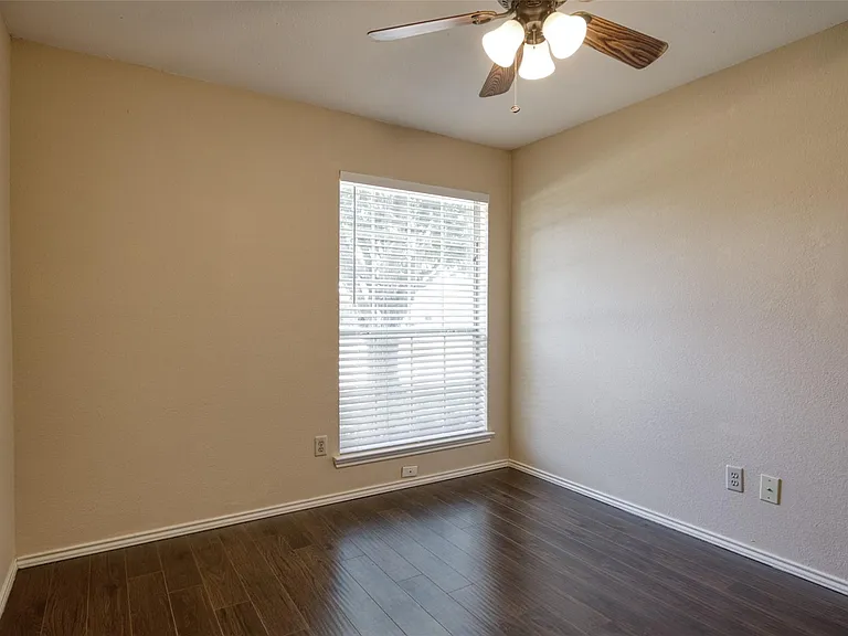 1411 Rivercrest Blvd — Photo 15