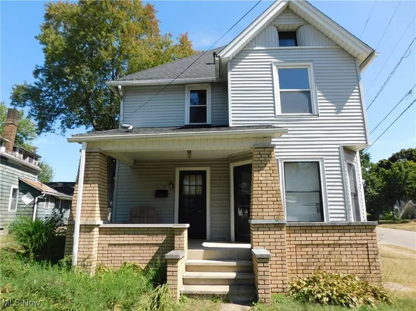 1738 Erie St S, Massillon, OH 44646