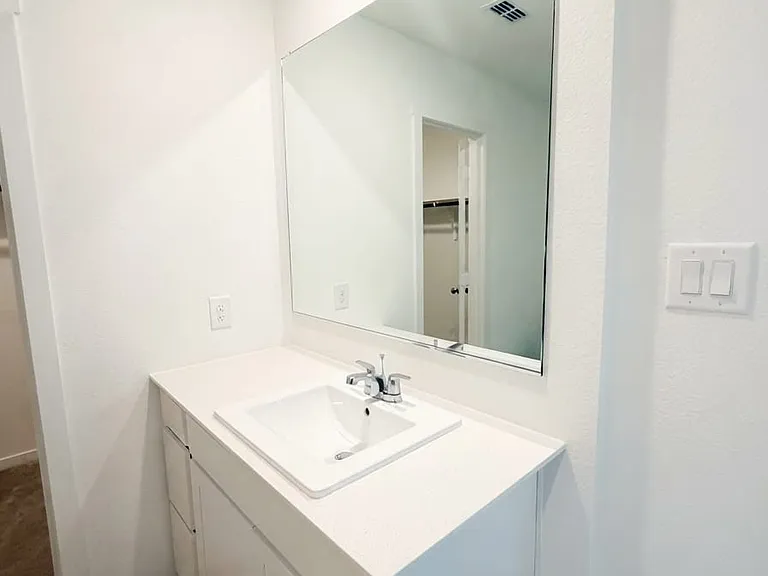 1832 Sanderling St — Photo 6