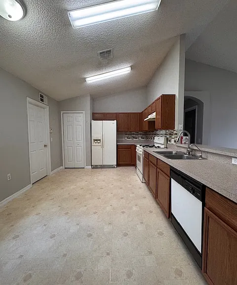 5578 Willow Bend Trl — Photo 4