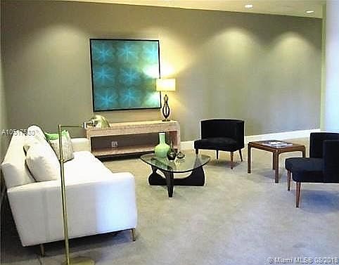 4th image of 7441 Wayne Ave APT 11I
