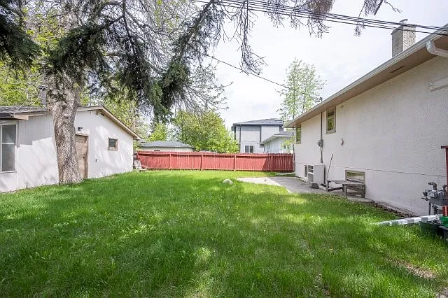 2223 35th St SW — Photo 27