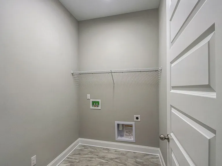 923 Scouting Dr — Photo 20