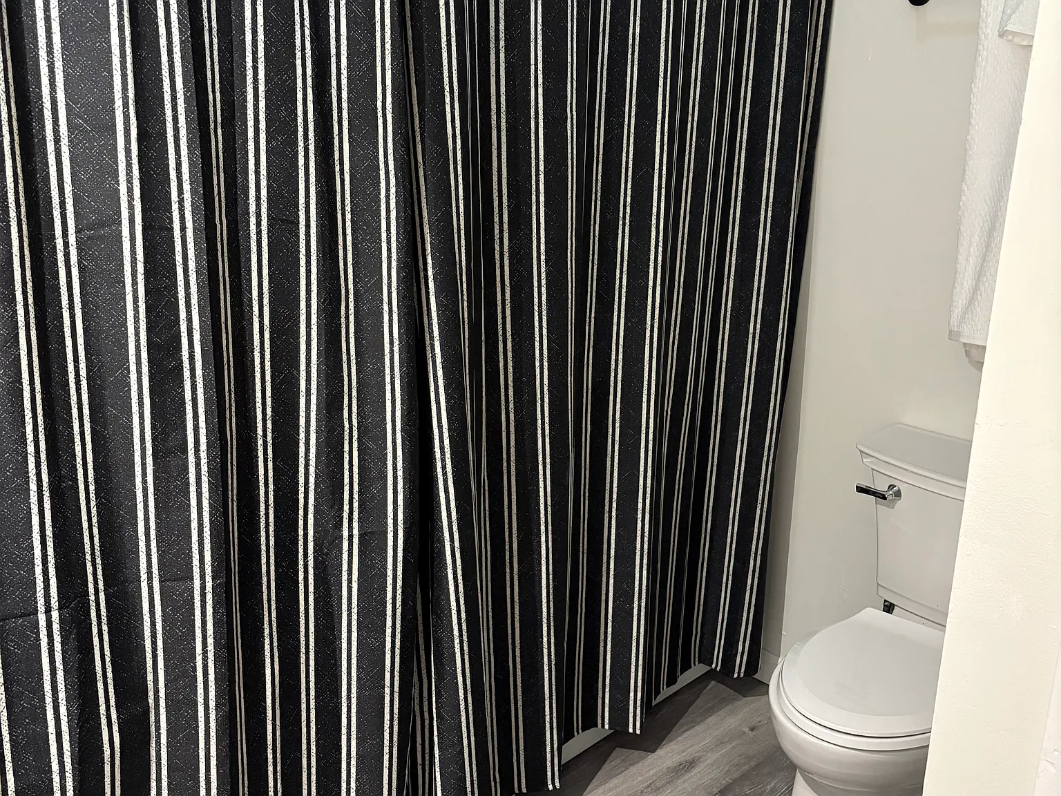 2 bed, 970 sqft, $2,500 — Photo 4