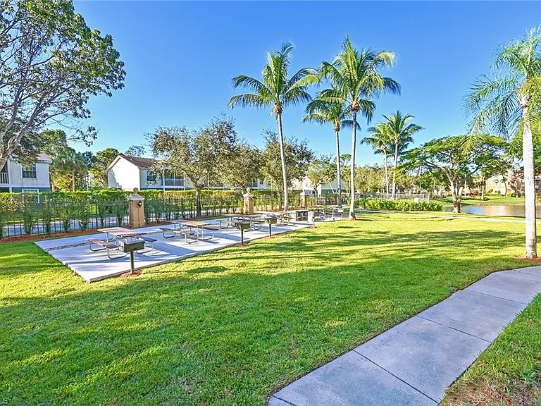 1265 Wildwood Lakes Blvd #3-103 — Photo 30
