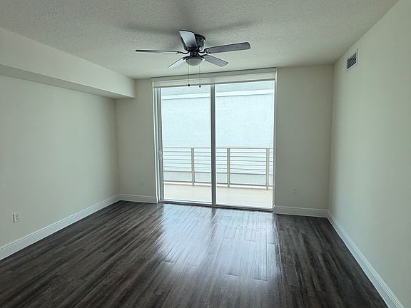 3rd image of 110 SW 13th St #703
