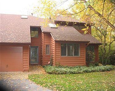1st image of 25846 Fairmount Blvd