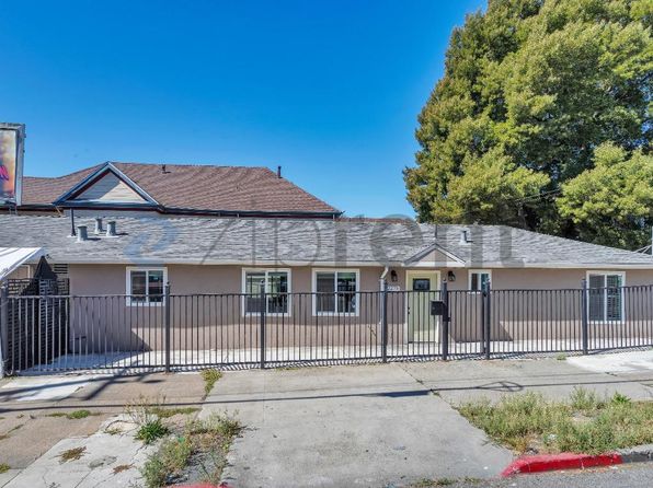 2273 E 23rd St #2273