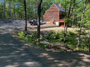 3 Halls Hill Rd, Falmouth, ME 04105