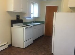 11 Prospect Ln APT B2, West Hartford, CT 06119